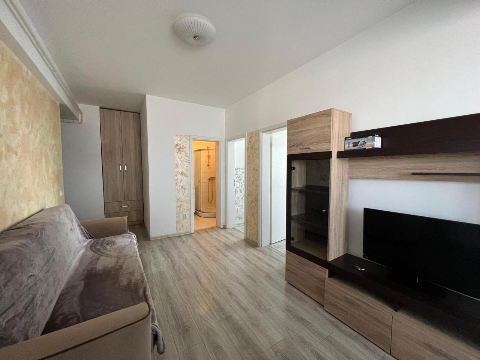 Cozy 3 Bedroom Apartments In Centre Of Iasi Palas Mall Exterior photo